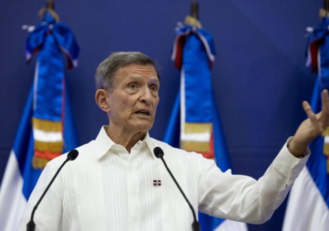República Dominicana prevé acoger al mes a treinta migrantes deportados desde EE.UU.