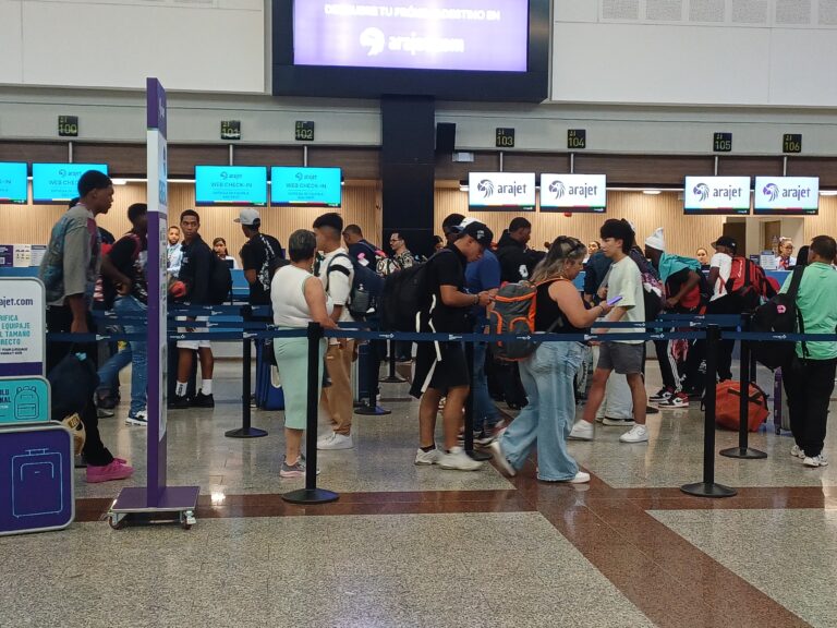 Tormenta Iona provoca cancelación de vuelos desde Las Américas hacia EE. UU.