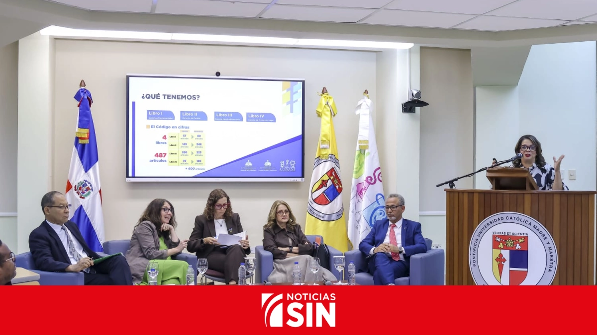 Conani y PUCMM celebran panel sobre derecho de familia