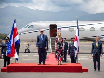 Abinader llega a Costa Rica por toma de posesión de Laura Fernández