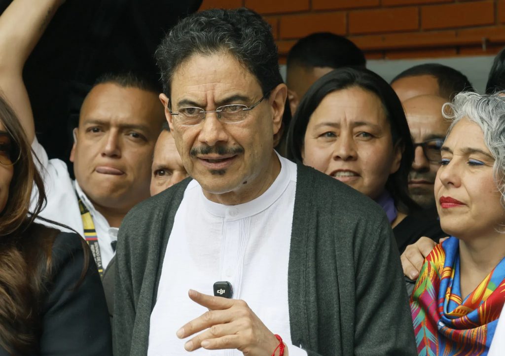 ¿Quién es Iván Cepeda, el candidato presidencial que busca continuar en Colombia el proyecto de Petro?
