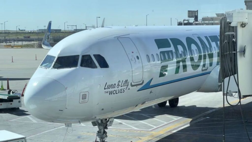 Un avión mata a una persona que entró sin permiso a pista aérea en Denver