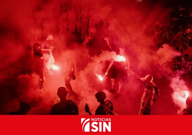 Más de 400 detenidos y siete policías heridos durante las celebraciones del PSG en Francia