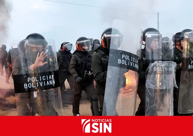 Defensoría del Pueblo reporta 16 civiles y 19 policías heridos en desbloqueo en Bolivia