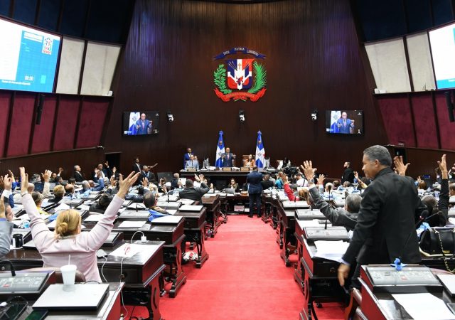 El conception anticrisis es convertido en ley por diputados