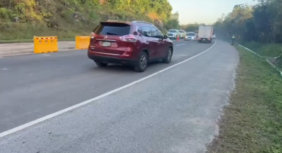 Restablecen el tránsito en el tramo Majagual tras derrumbe por lluvias