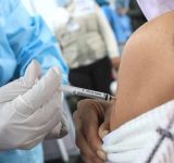 Sin refuerzos, las vacunas pierden efectividad con el tiempo