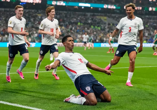 Inglaterra vence a México 3-2 y alcanza los cuartos de closing