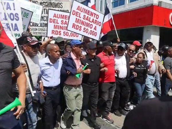 Agrónomos protestan por aumento salarial y aseguran que llevarán su lucha ante la FAO y la OIT