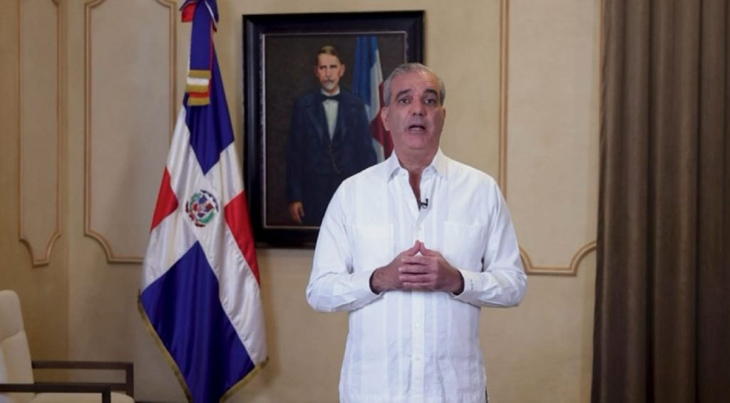 Abinader dispone vuelo humanitario para que dominicanos en Venezuela regresen al país