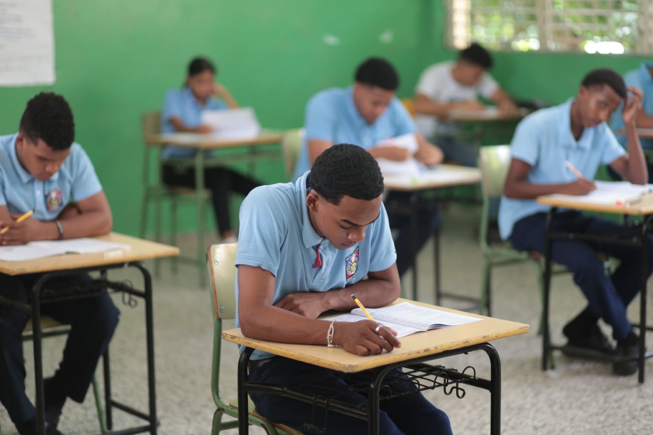 Educación llama a 28 mil estudiantes a la segunda convocatoria de las Pruebas Nacionales