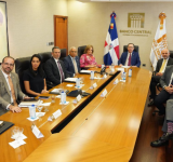 J.P. Morgan expresa interés en ampliar sus inversiones en República Dominicana