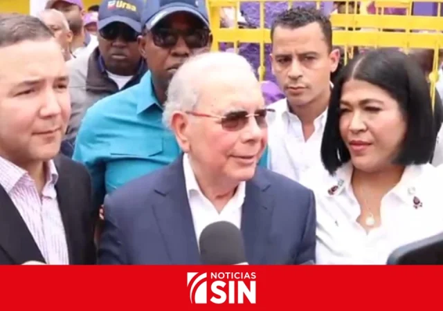 Danilo Medina: El Gobierno del PRM le está saliendo muy caro al país