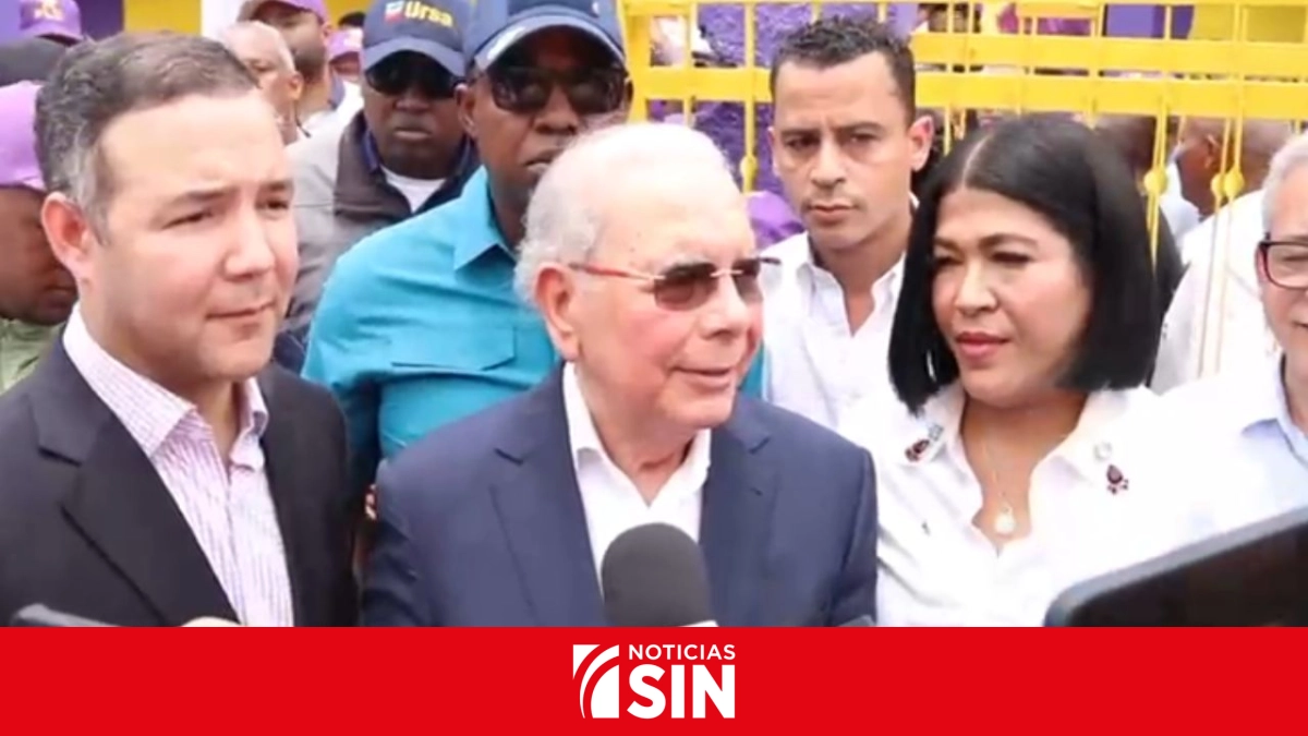 Danilo Medina: El Gobierno del PRM le está saliendo muy caro al país
