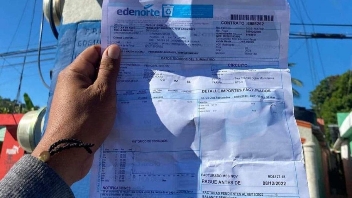 Altas facturas eléctricas y apagones mantienen en vilo a residentes de Puerto Plata