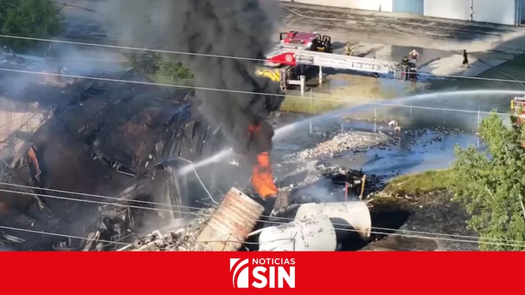 Explosiones en planta de reciclaje dejan un muerto y un desaparecido en Ohio, EE.UU.