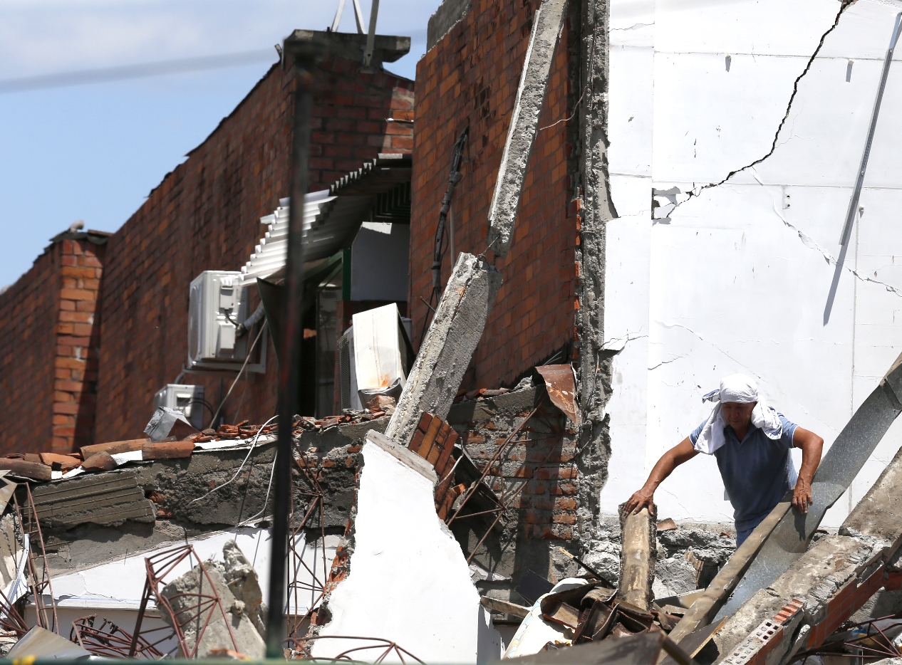 Fallecidos por el terremoto en Colombia ascienden a 273