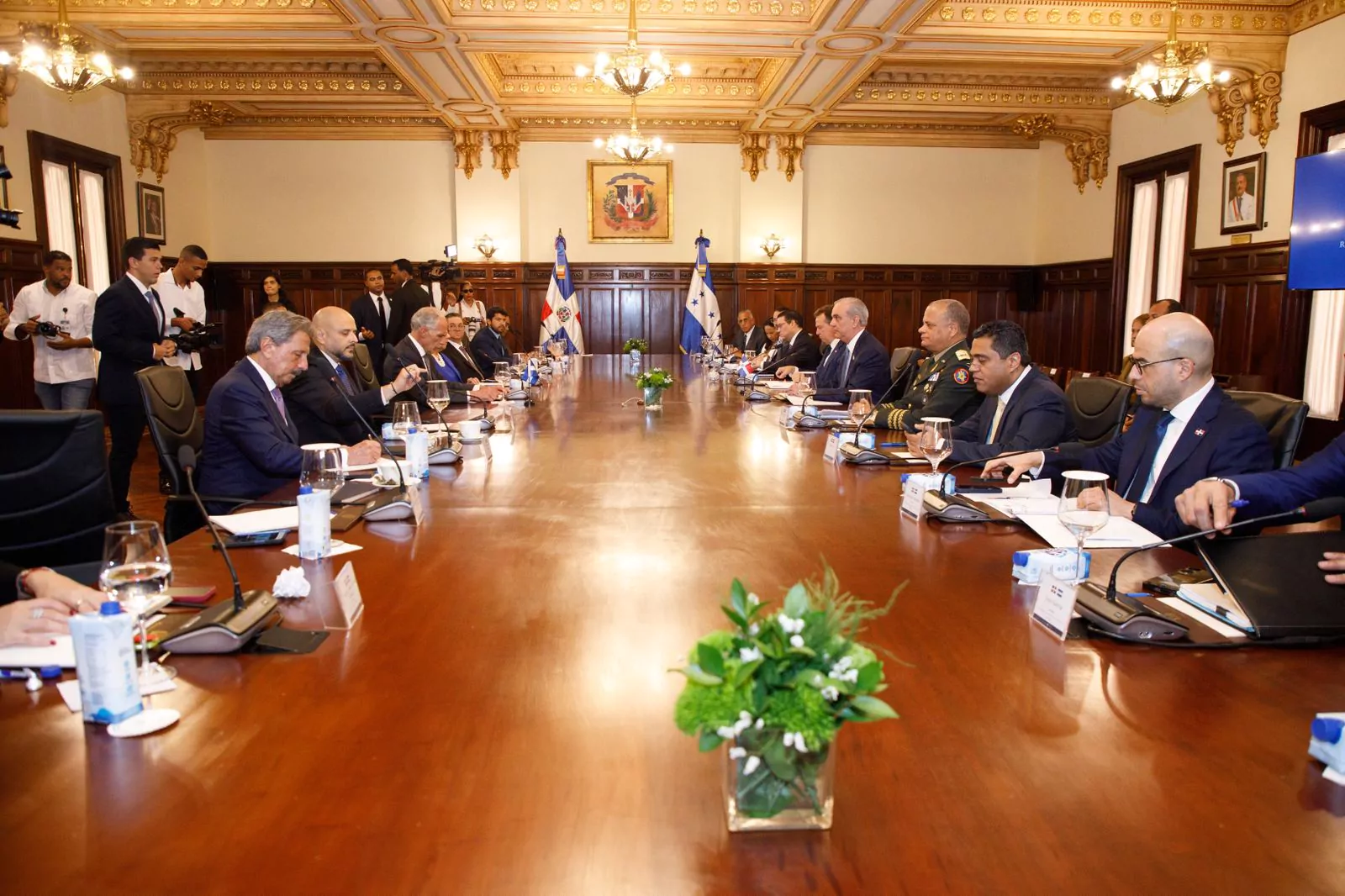Presidentes Abinader y Asfura impulsan nueva etapa de cooperación entre RD y Honduras
