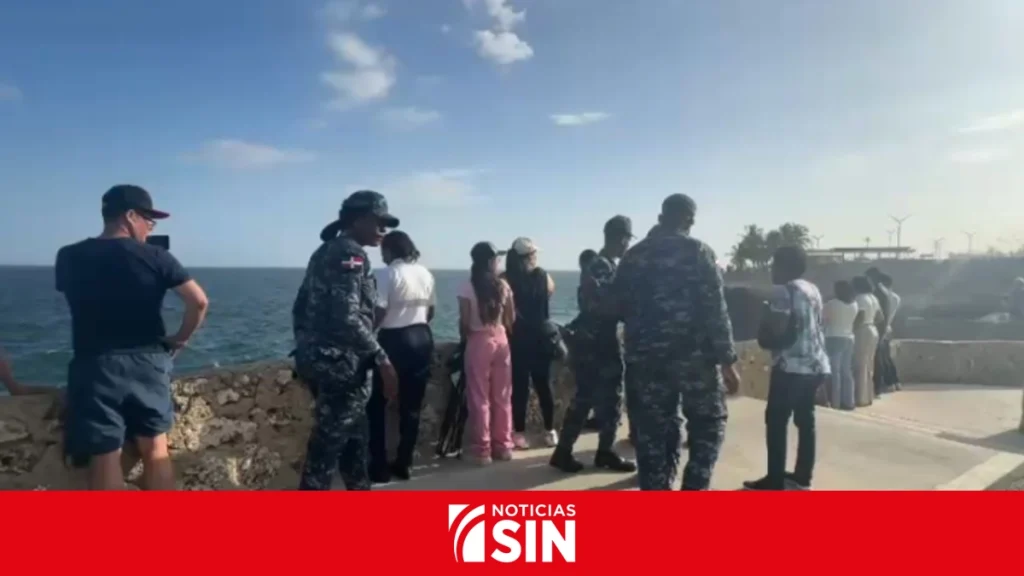 Reportan hallazgo de hombre sin vida en aguas del Malecón de SD