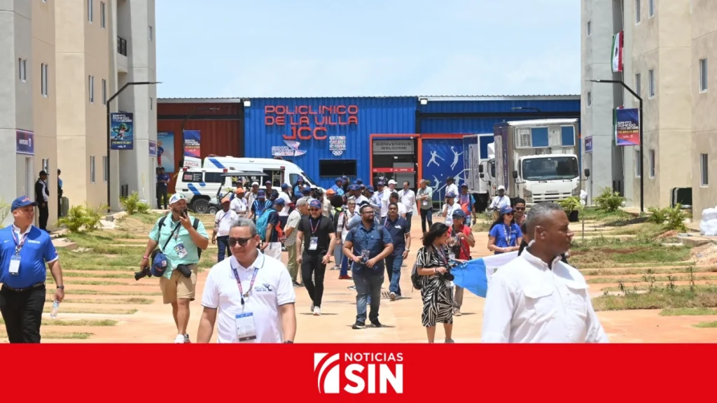 Medios recorren la Villa Centroamericana y del Caribe