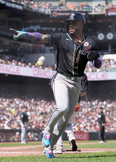 Ketel Marte elimina el contenido de los D-backs de su Instagram, desatando especulaciones sobre un posible cambio