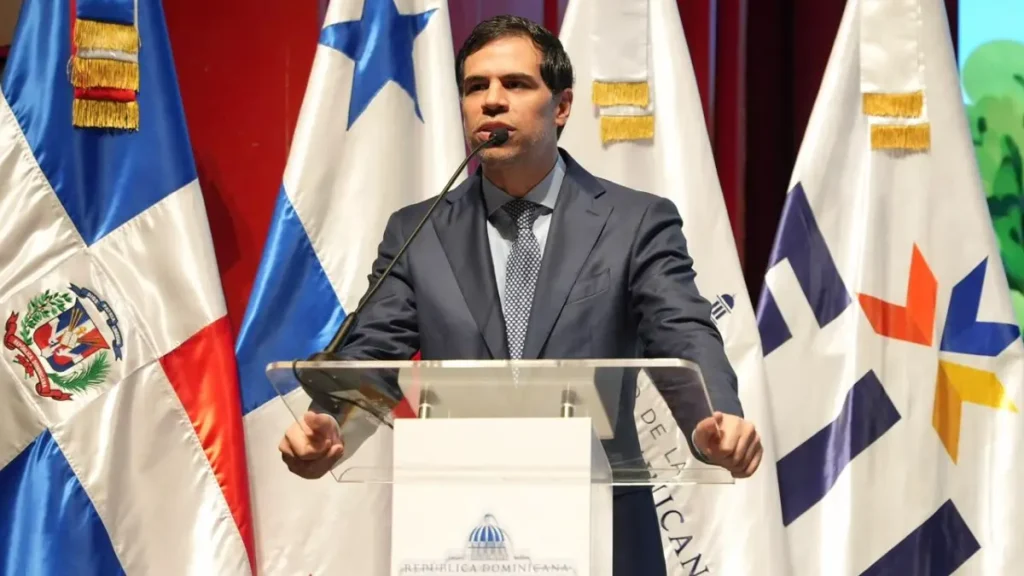 Feria del Libro cierra con más de 714 mil visitantes y ventas por RD$97.4 millones