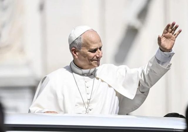 El papa León XIV será hospitalizado este martes para ser operado del nódulo en el pulmón