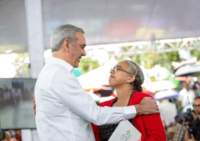 Abinader retoma agenda nacional con entrega de viviendas, títulos e inauguración de obras