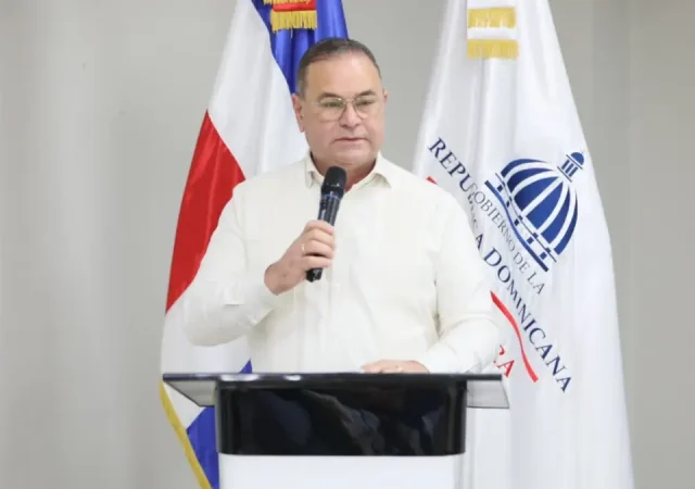 Ministro de Agricultura asegura protección a los arroceros y celebra logros de RD ante la FAO